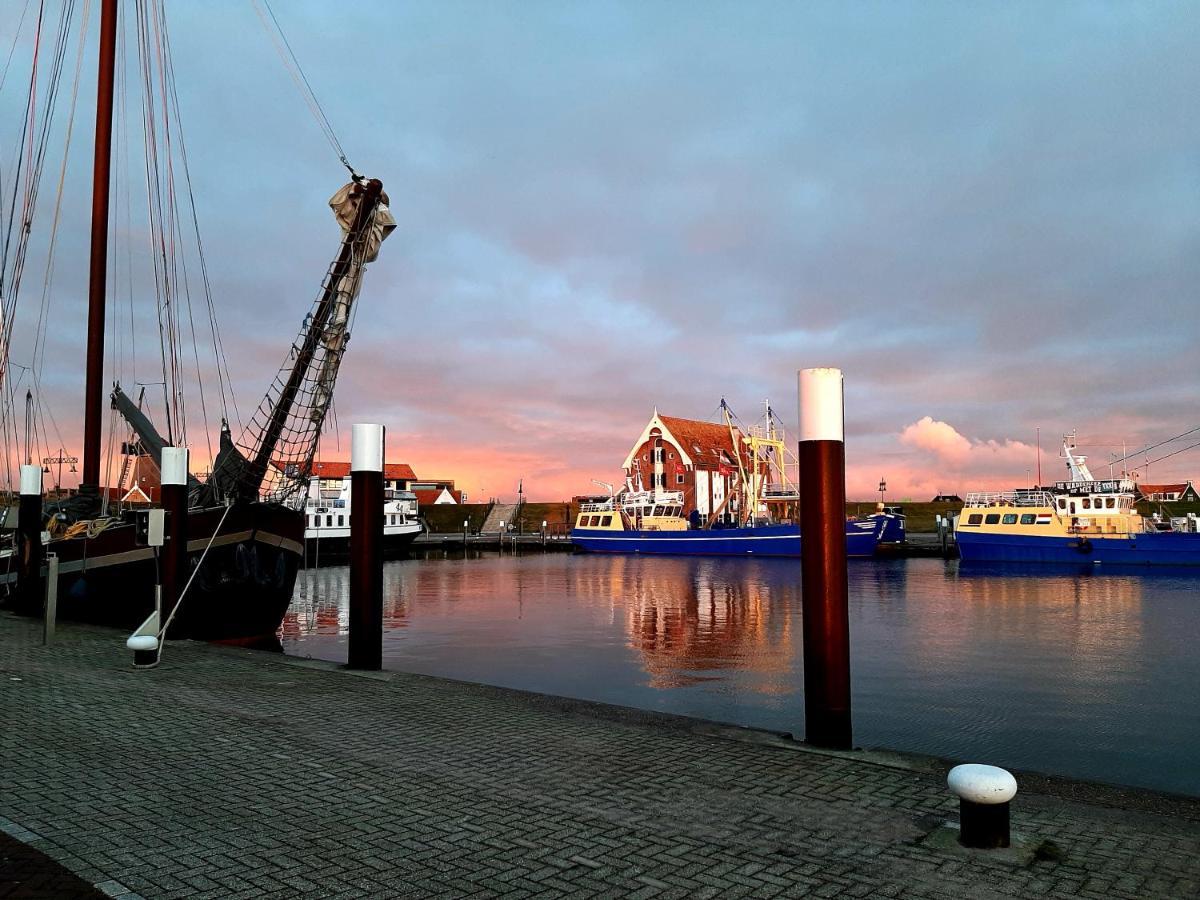 Havenhotel At Sea Texel Oudeschild Exterior photo